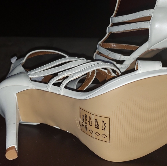 Heels - Picture 2 of 2